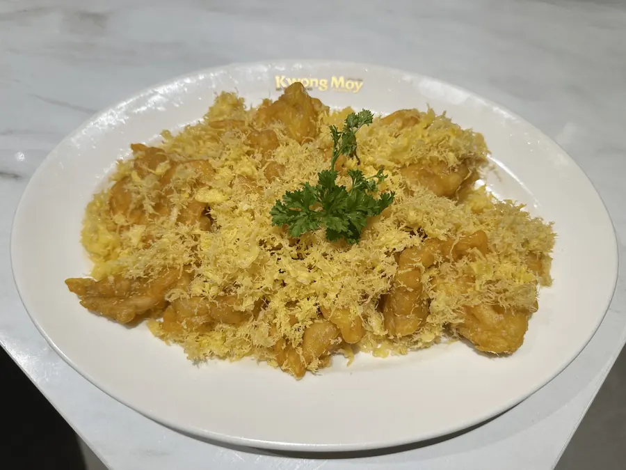 Ayam Goreng Serabut